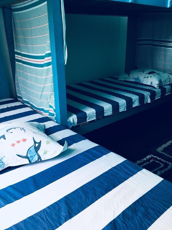 C- World Hotel Trincomalee Exteriör bild